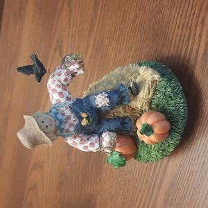LIKE NEW.  Home Interiors Scarecrow Mini Candle Jar Topper